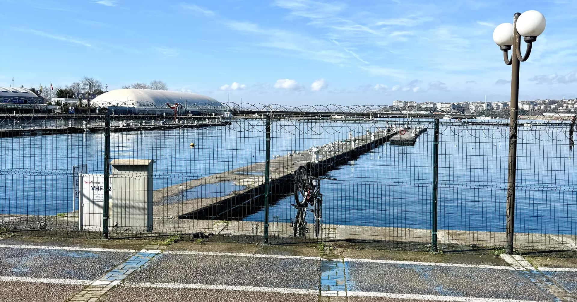 Kalamış marina and the pier, seen from the Fenerbahçe seafront